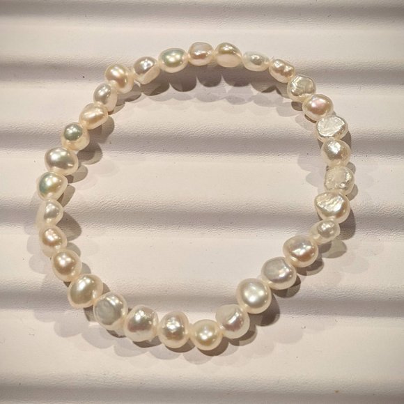 Freshwater Pearl Bracelet - Picture 1 of 1